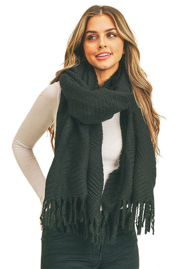 Pleated Design Fashion Scarf - Black